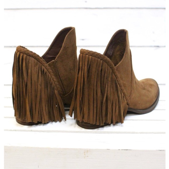 Whiskey Tan Boho Chic Fringe Back Ankle Booties - Picture 5 of 6